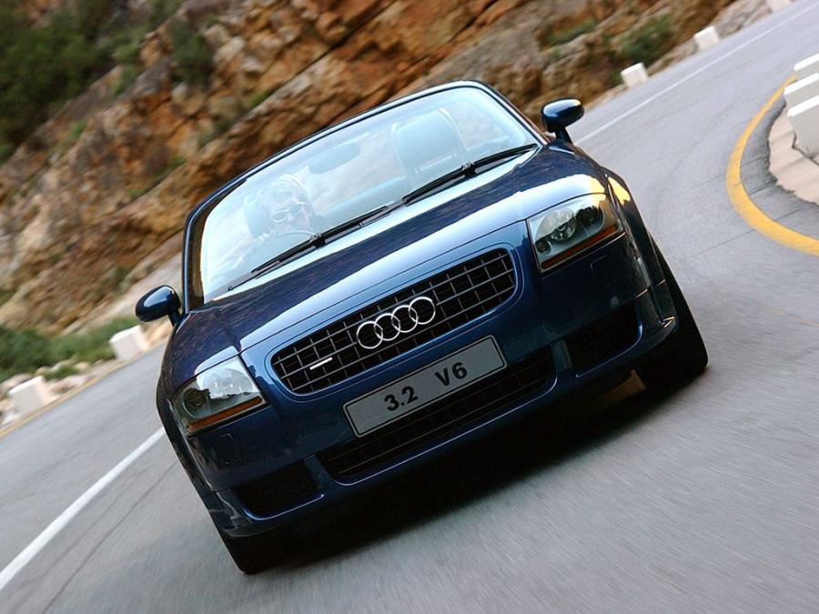  Audi TT 3.2 Quattro Roadster (8N) 2003 года  (ZA) (фото 5 из 7)